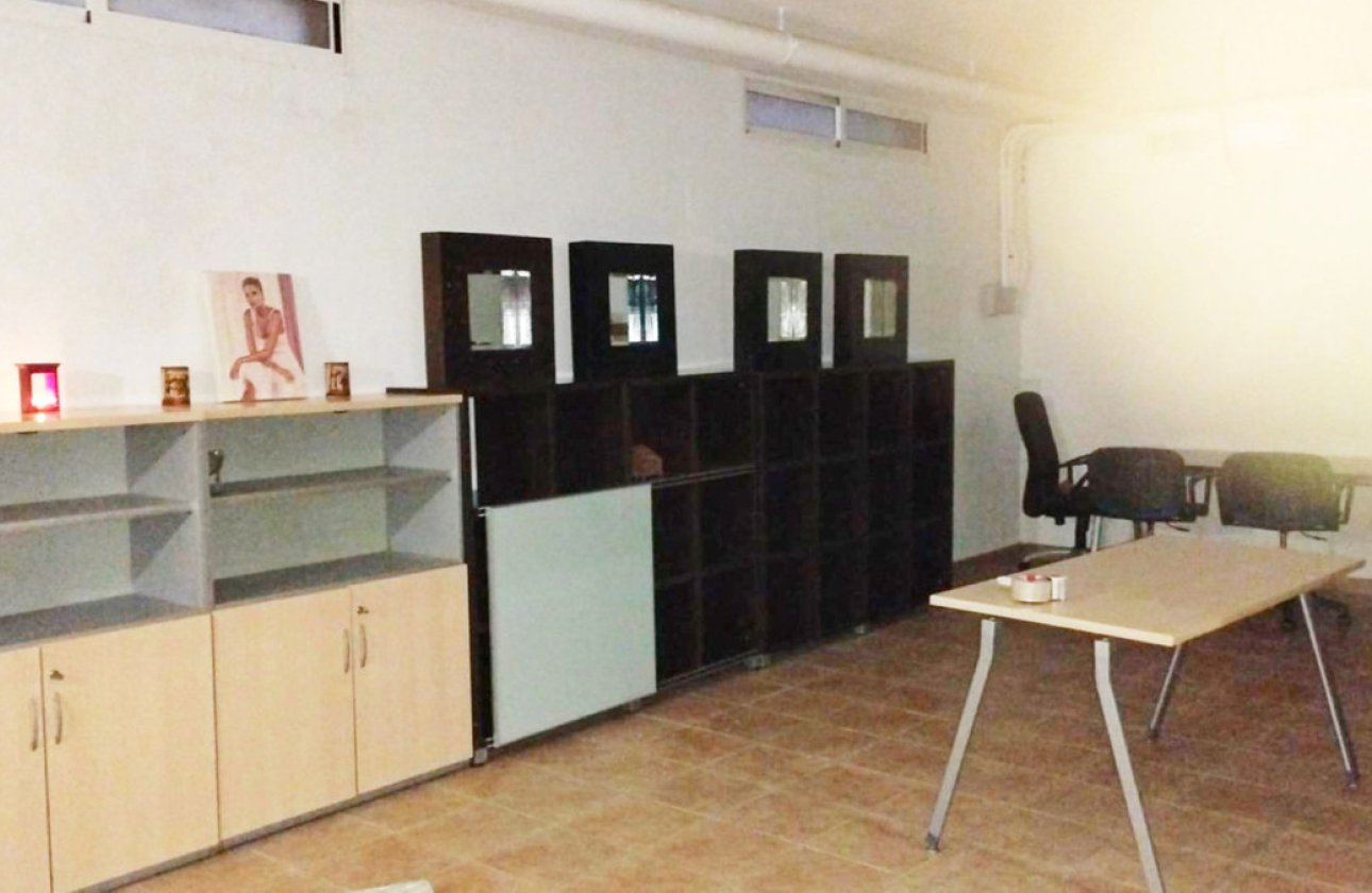 Reventa - Villa -
Alicante City - La Torreta