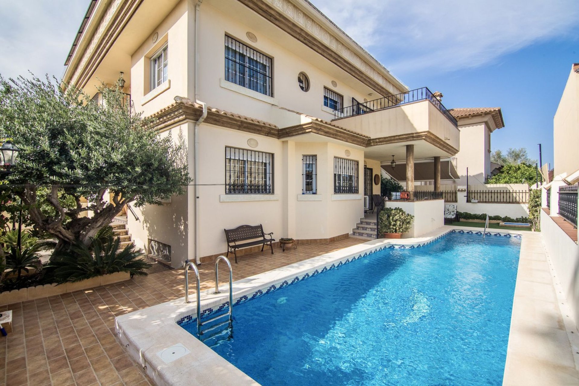 Reventa - Villa -
Almoradí - Almoradi Centro