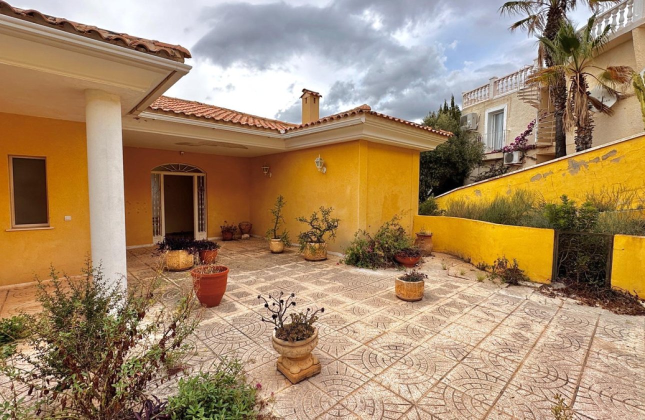 Reventa - Villa -
Altea - Altea Centro