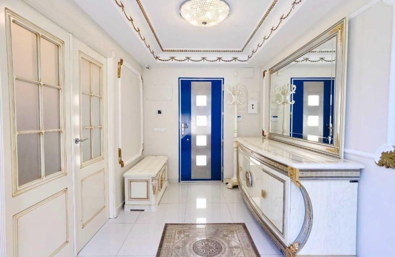 Reventa - Villa -
Altea - Altea Centro