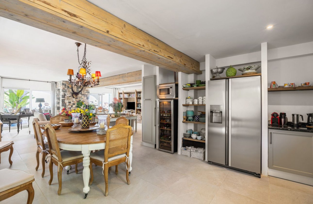 Reventa - Villa -
Altea - Altea Centro