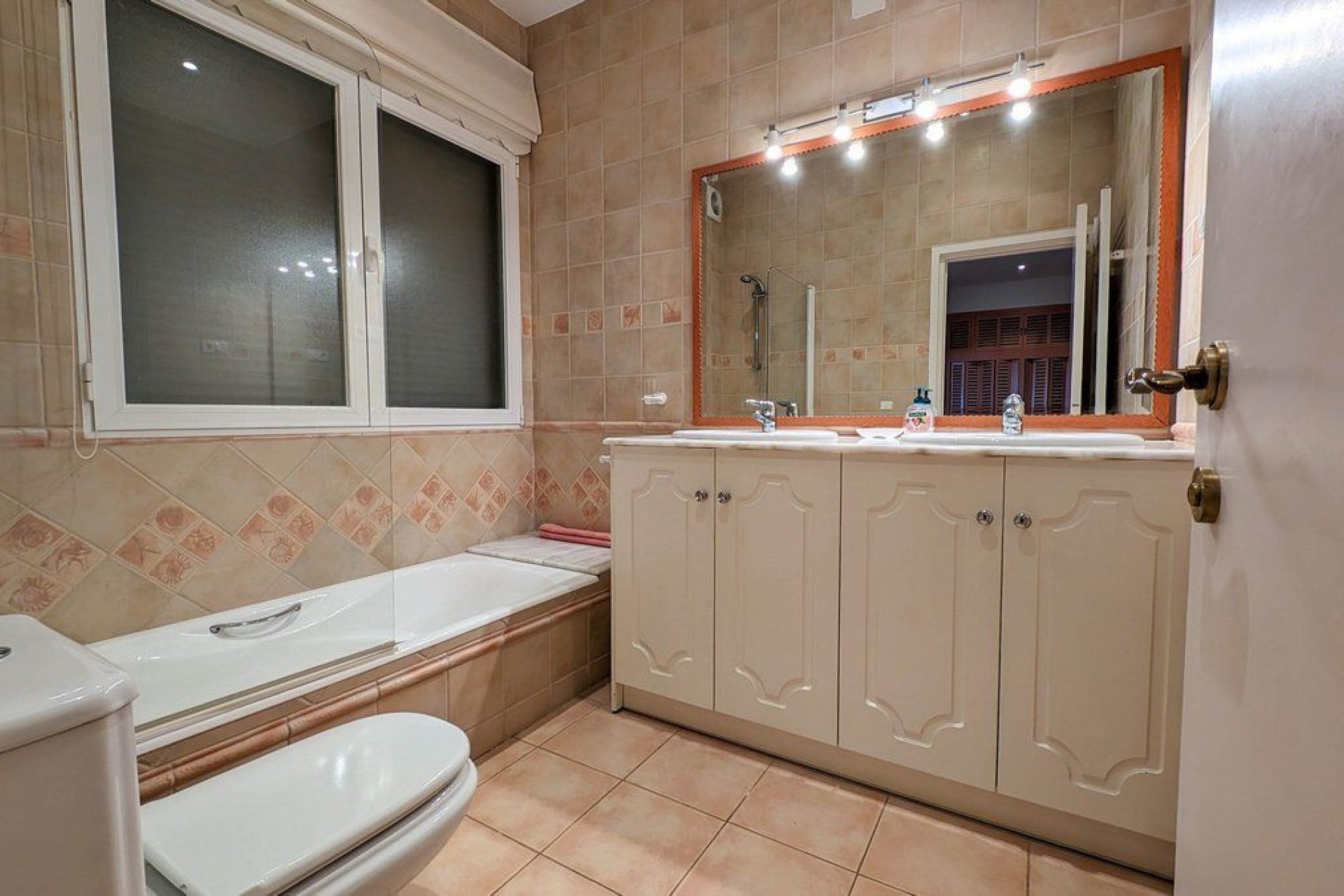 Reventa - Villa -
Altea - Altea Centro