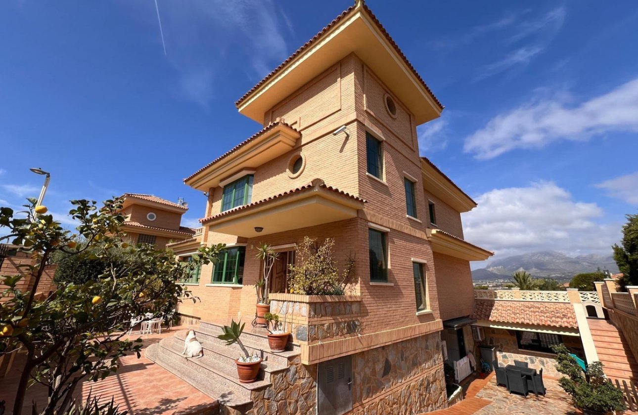 Reventa - Villa -
Benidorm - Benidorm Centro