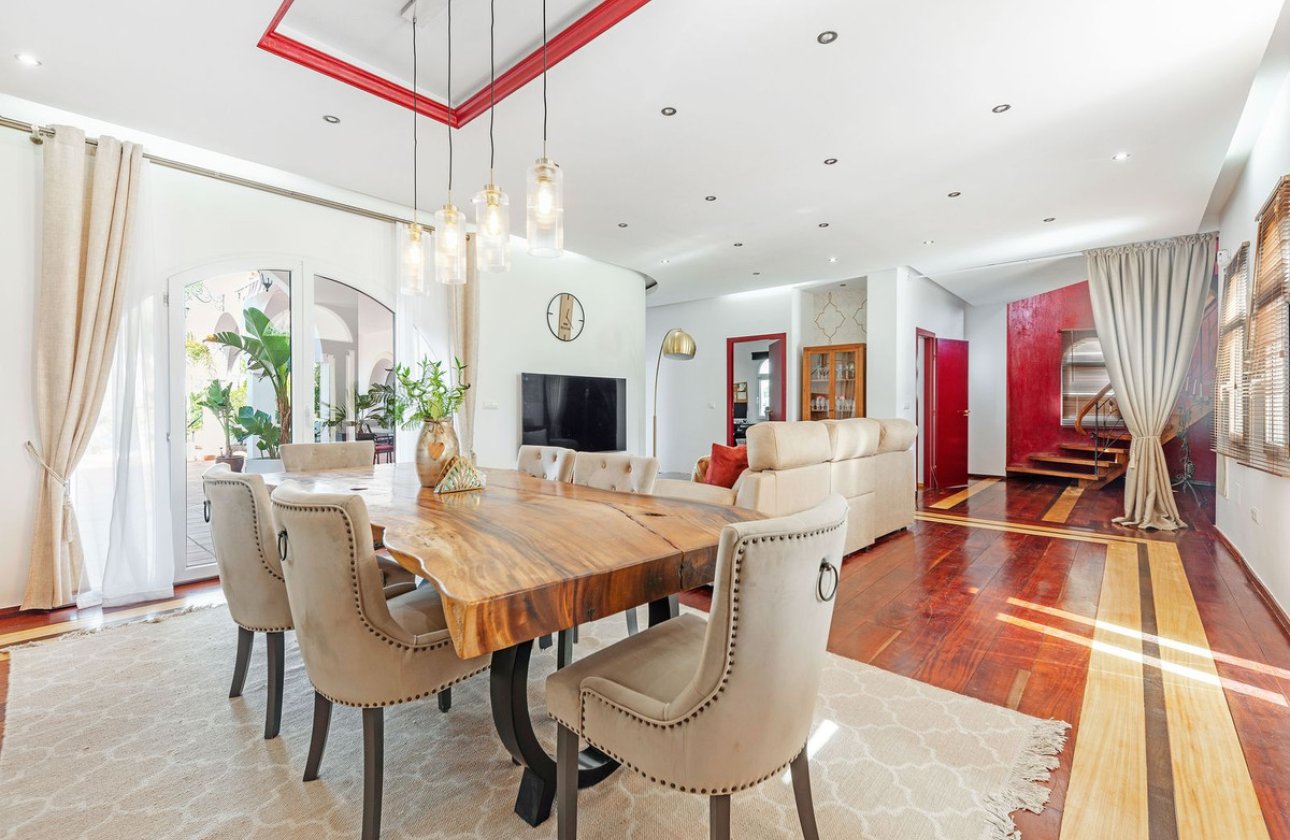 Reventa - Villa -
Busot - Busot Centro