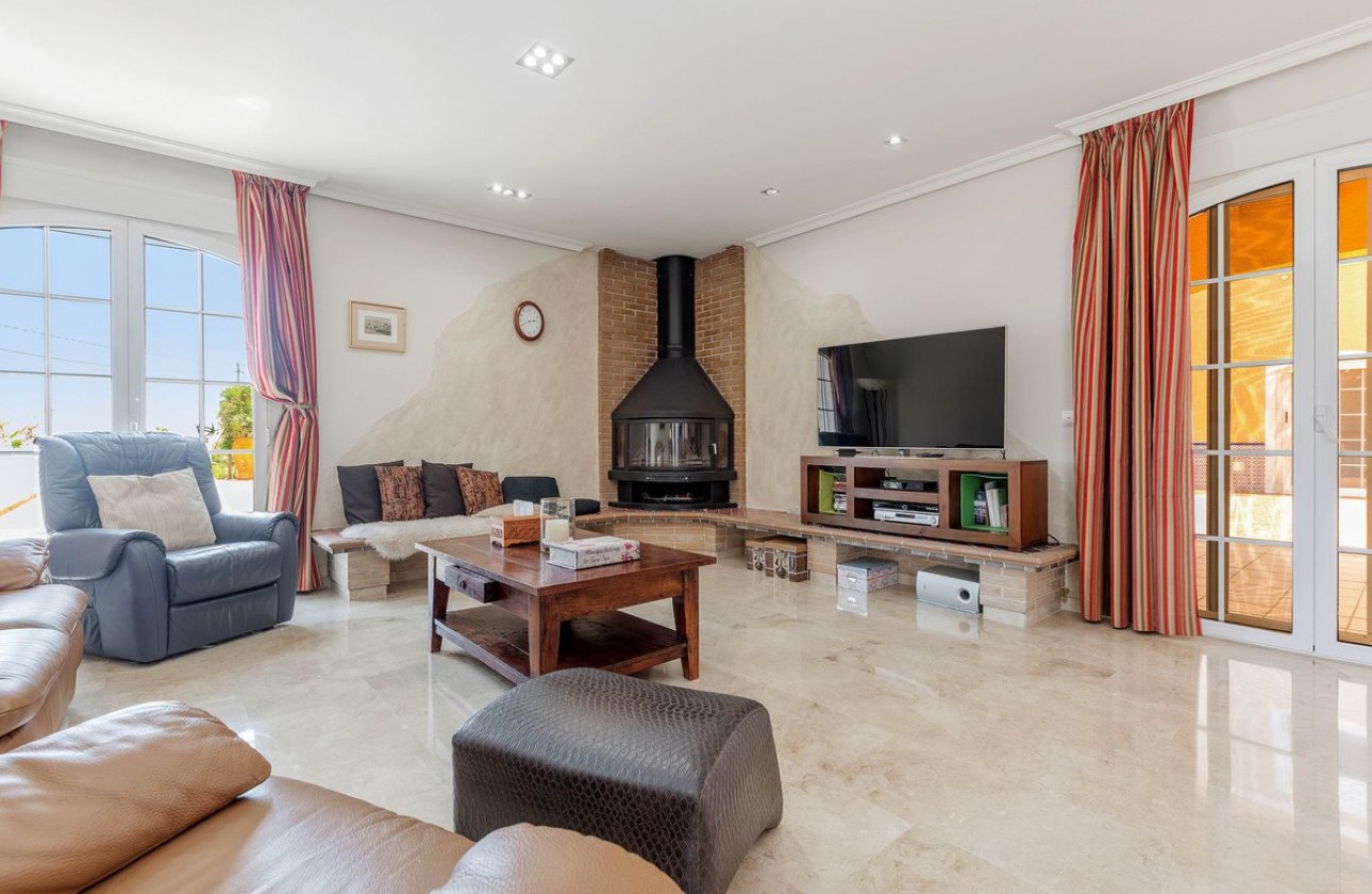 Reventa - Villa -
Busot - Busot Centro