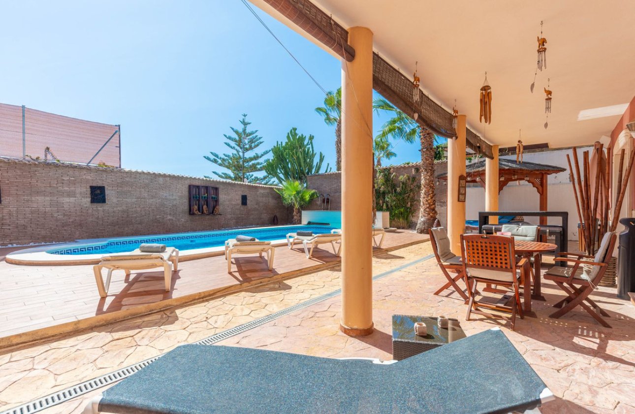 Reventa - Villa -
Busot - Busot Centro