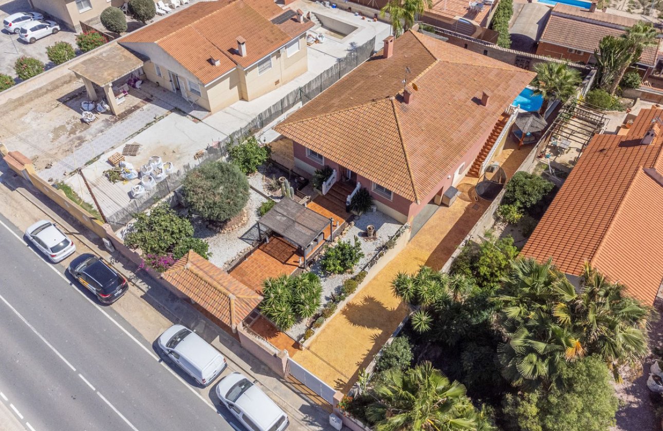 Reventa - Villa -
Busot - Busot Centro