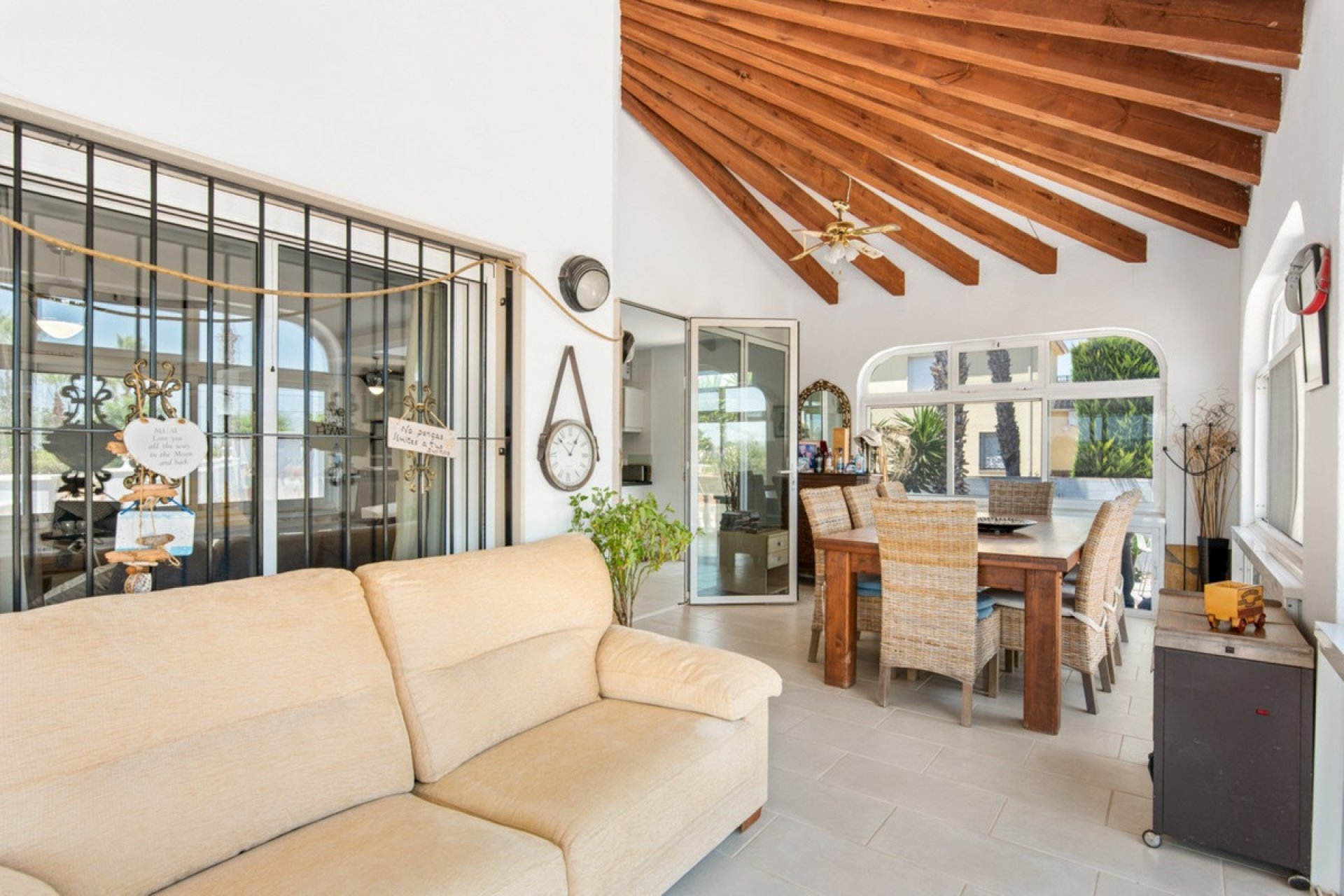 Reventa - Villa -
Catral - Catral Centro