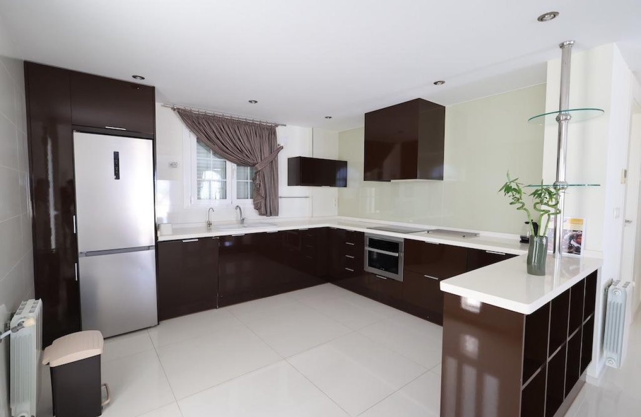 Reventa - Villa -
Ciudad Quesada - Ciudad Quesada - Doña Pepa