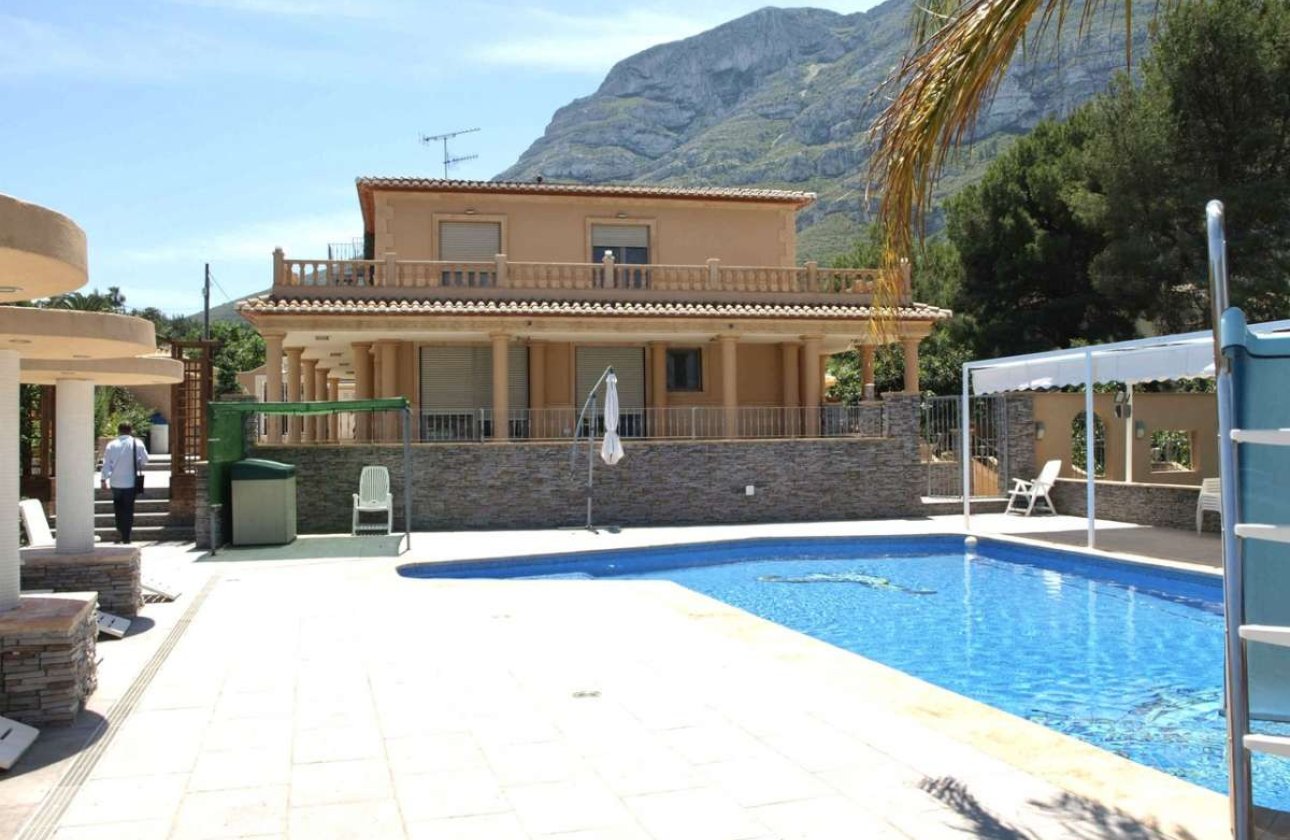 Reventa - Villa -
Denia - Denia Centro