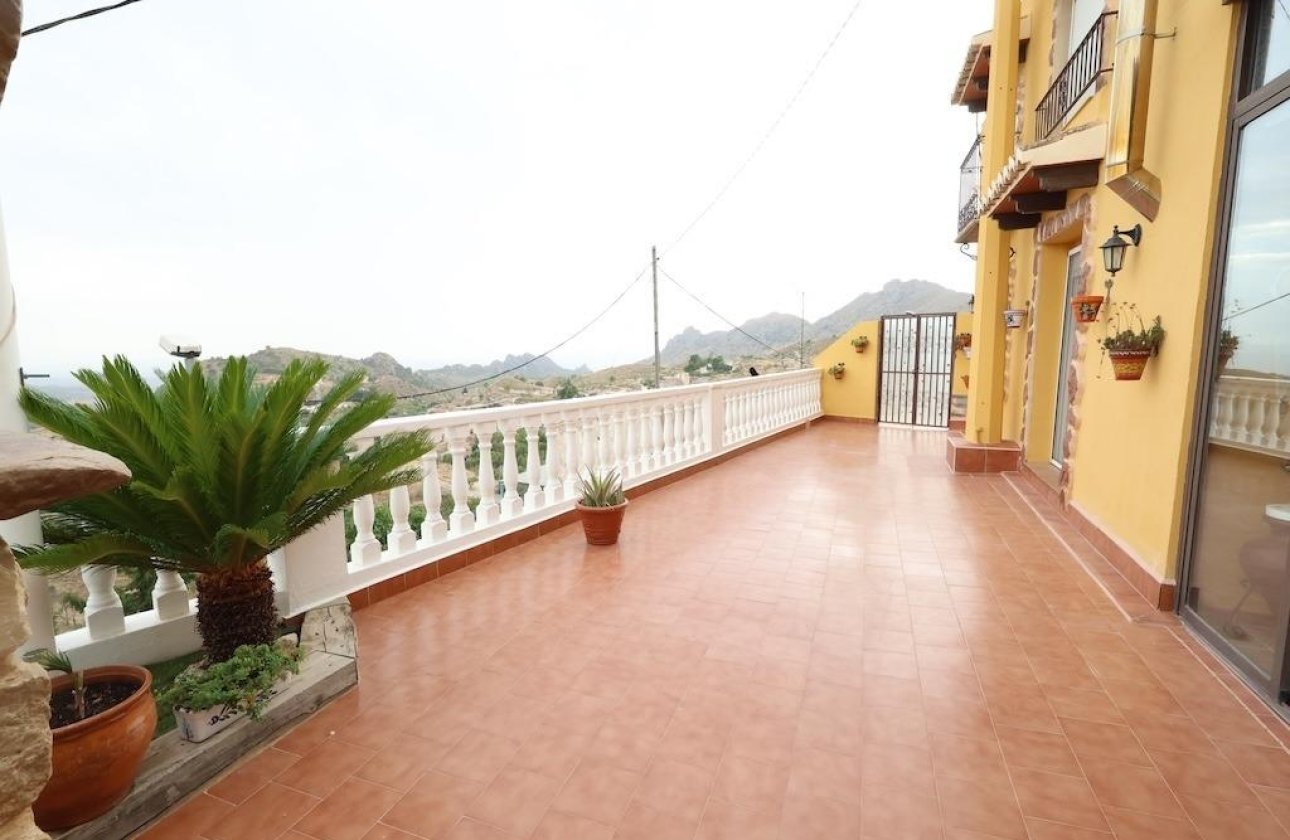 Reventa - Villa -
Fortuna - La garapacha