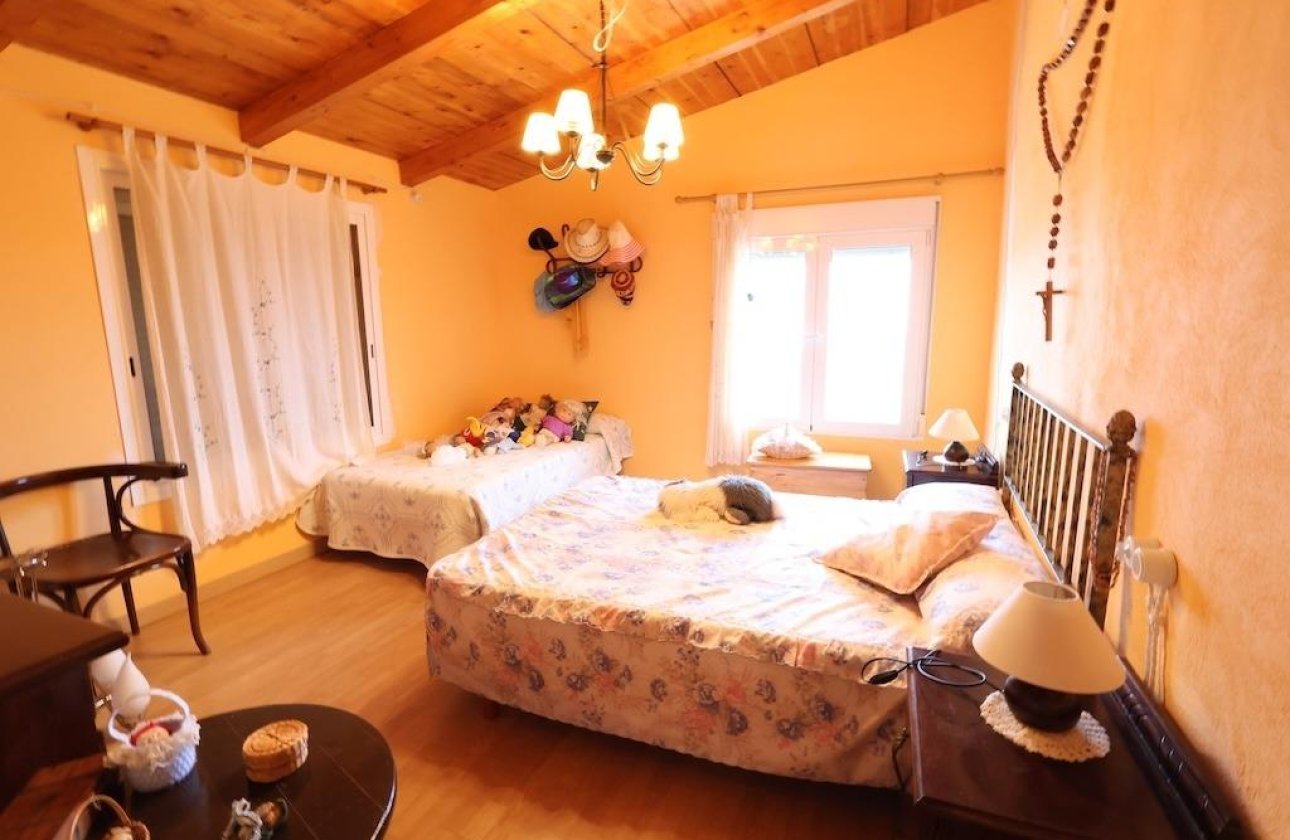 Reventa - Villa -
Fortuna - La garapacha