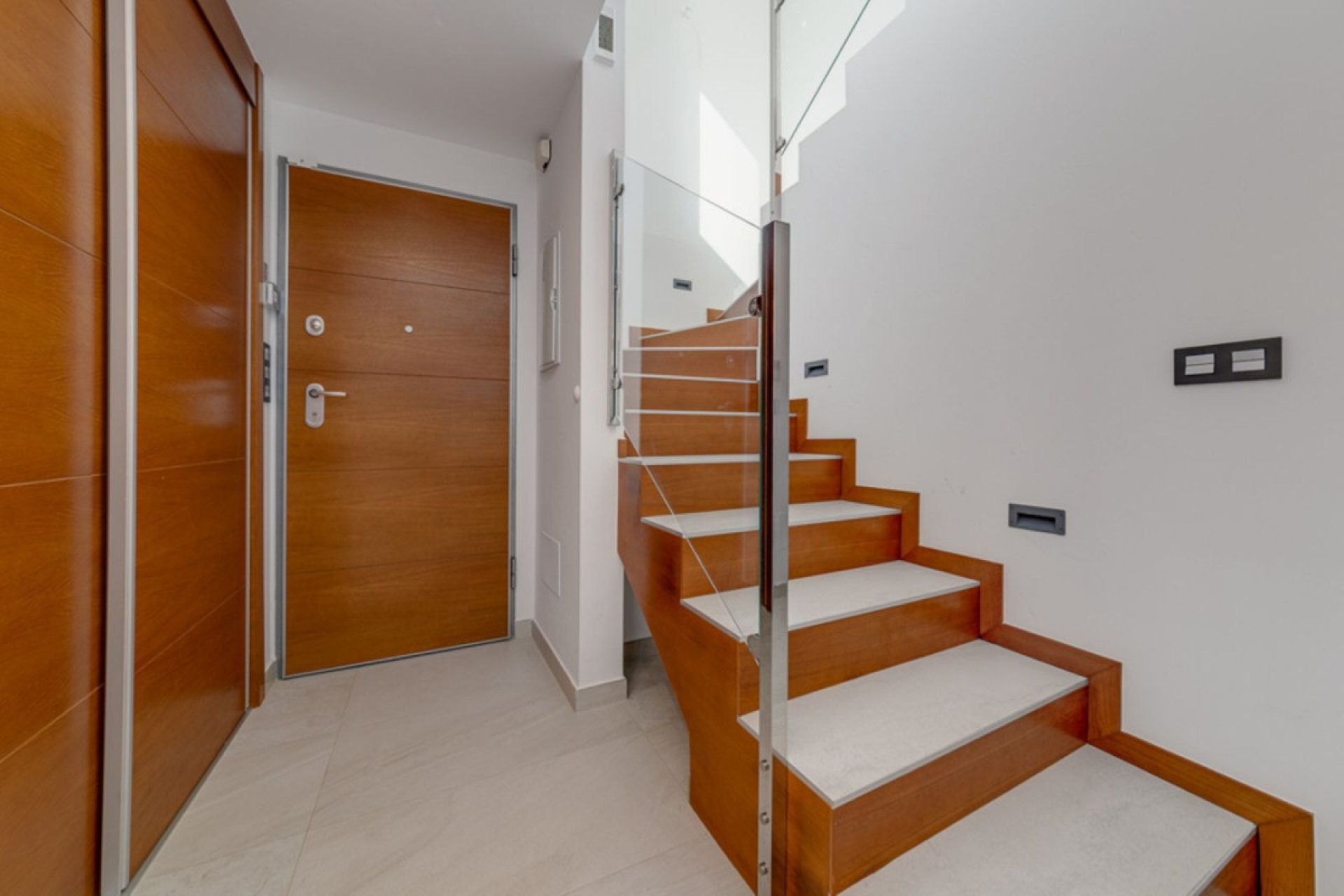 Reventa - Villa -
Guardamar del Segura - Urbanización El Raso