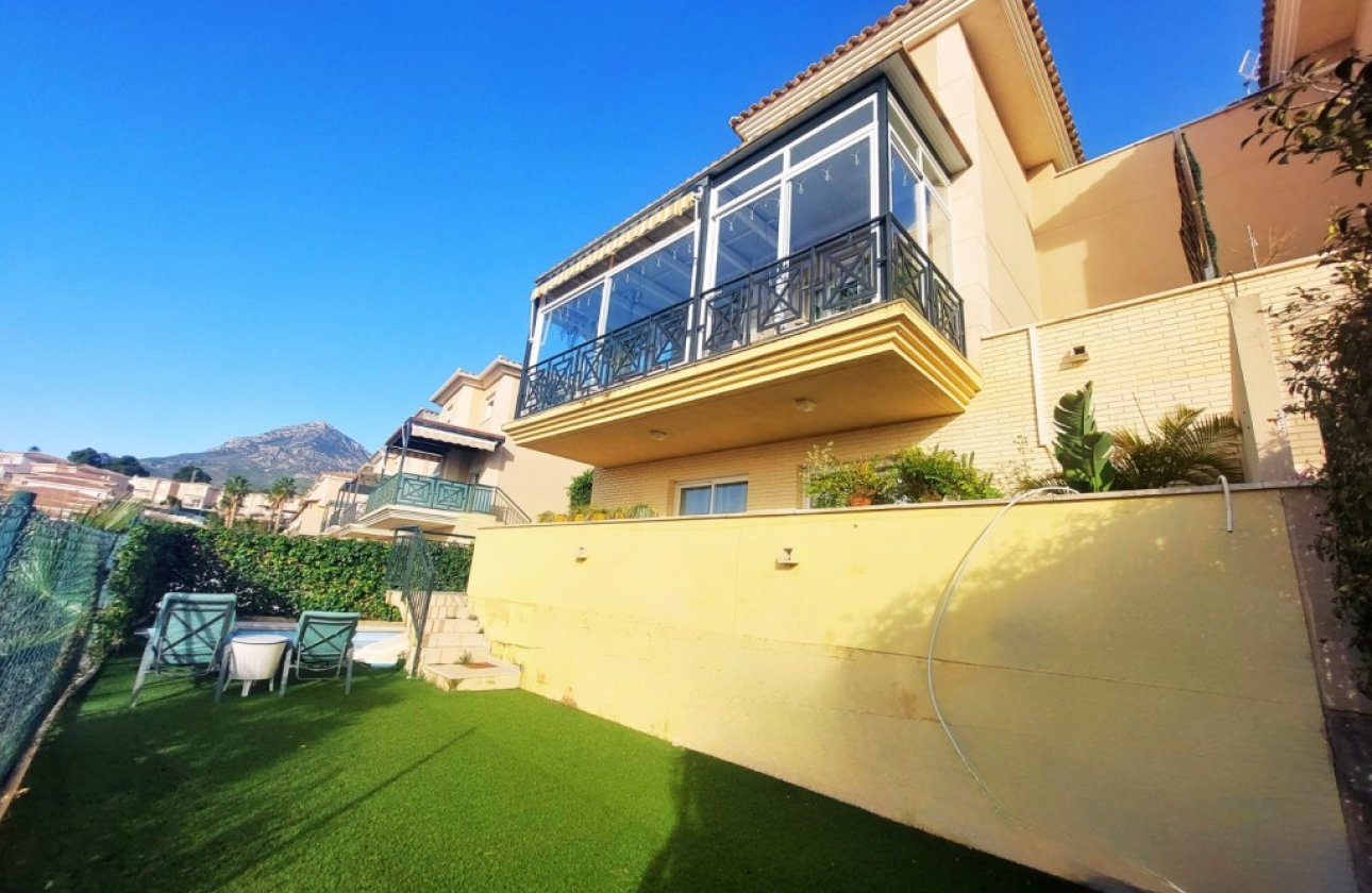 Reventa - Villa -
La Nucía - La Nucia Centro