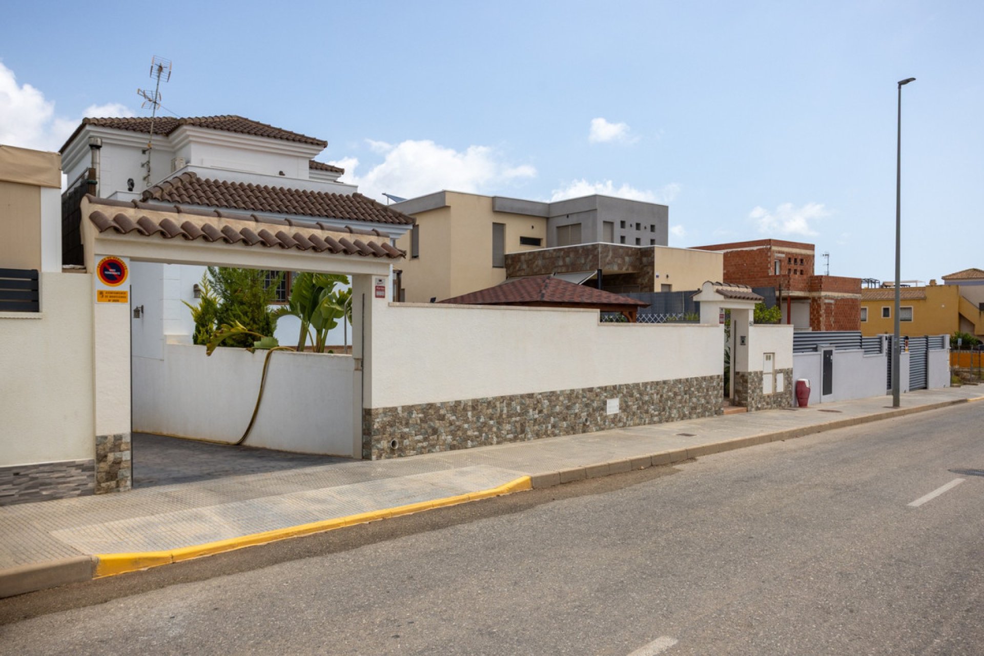 Reventa - Villa -
Los Montesinos - Los Montesinos Centro