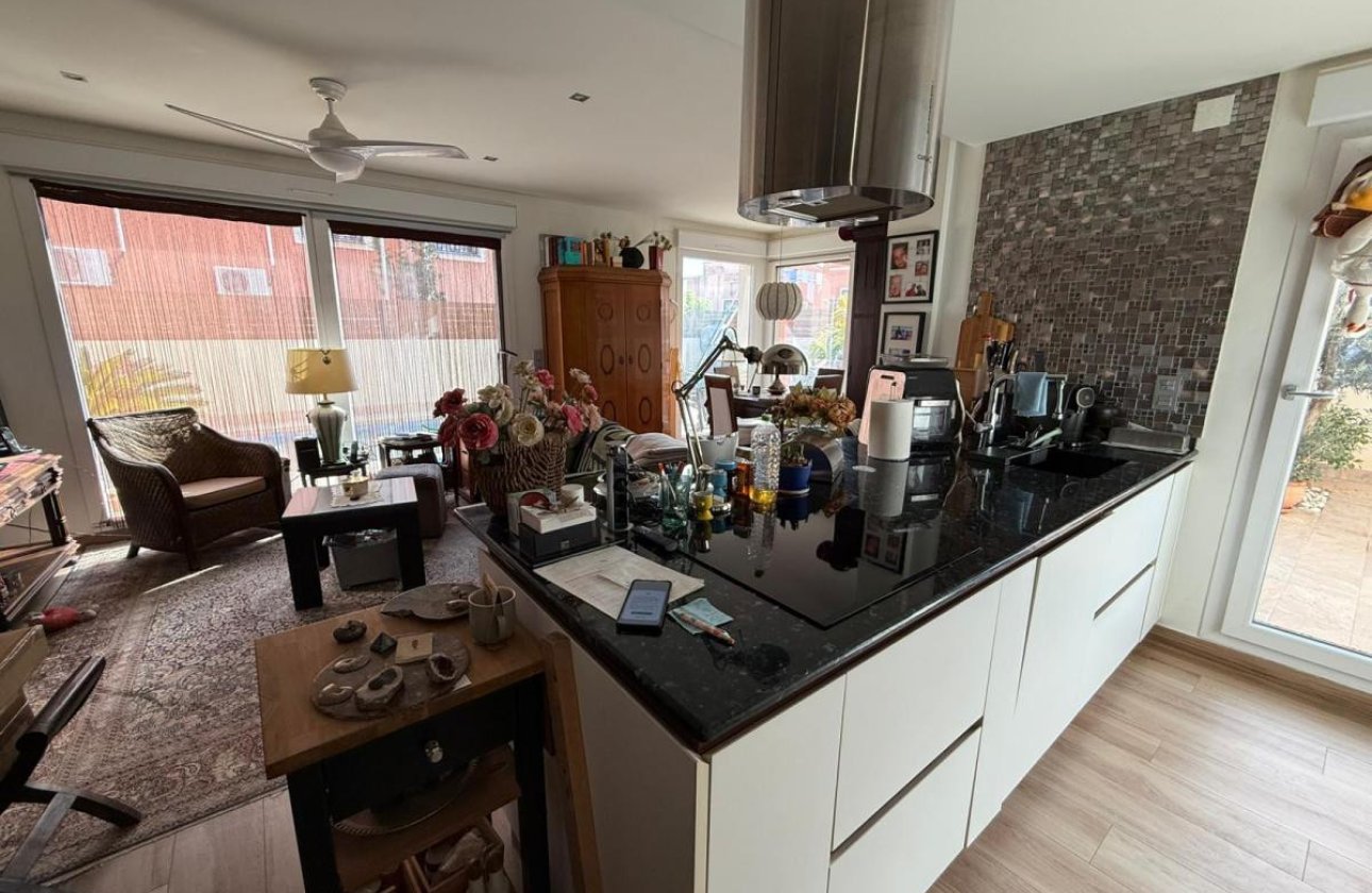 Reventa - Villa -
Los Montesinos - Los Montesinos Centro