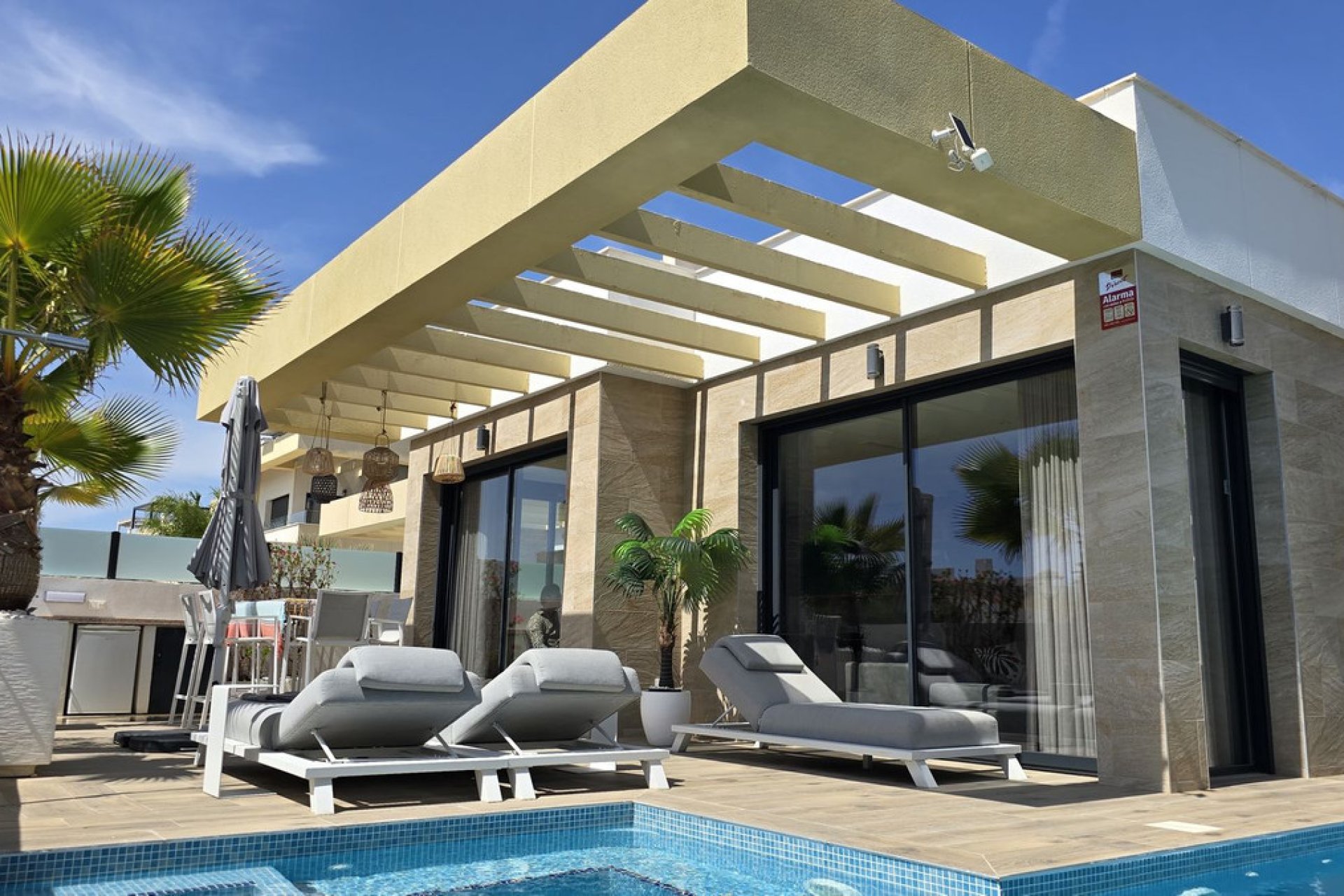 Reventa - Villa -
Los Montesinos - Los Montesinos Centro