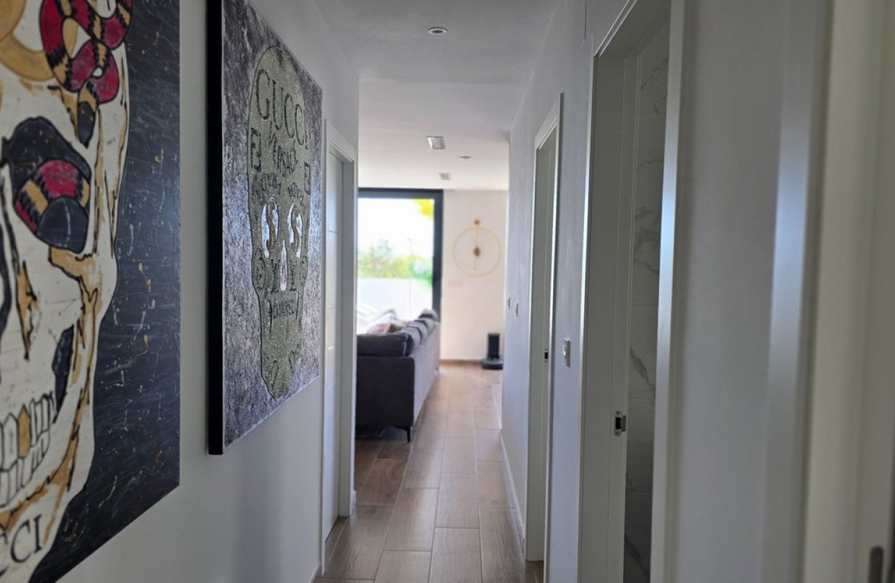 Reventa - Villa -
Los Montesinos - Los Montesinos Centro