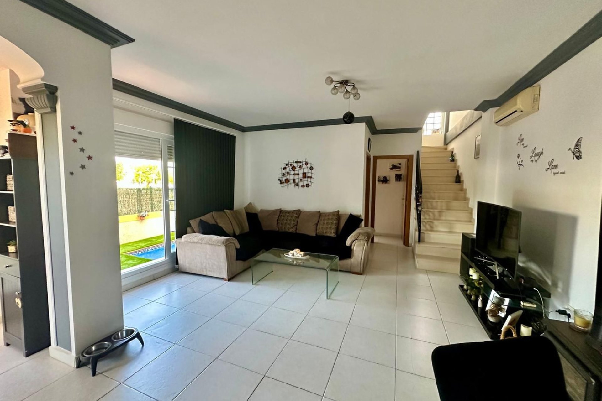 Reventa - Villa -
Los Montesinos - Los Montesinos Centro