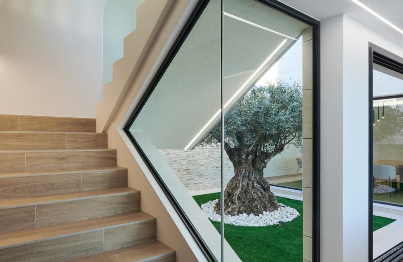 Reventa - Villa -
Molina de Segura - Los Conejos