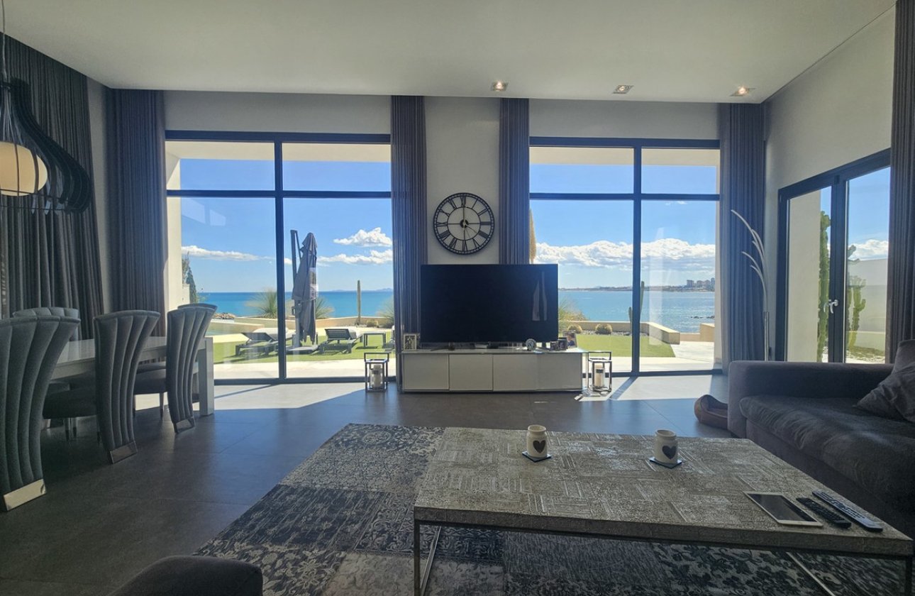 Reventa - Villa -
Orihuela - Cabo Roig