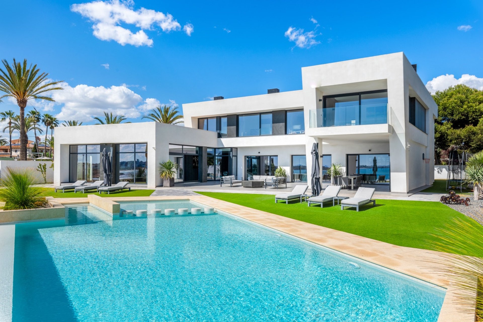 Reventa - Villa -
Orihuela - Cabo Roig