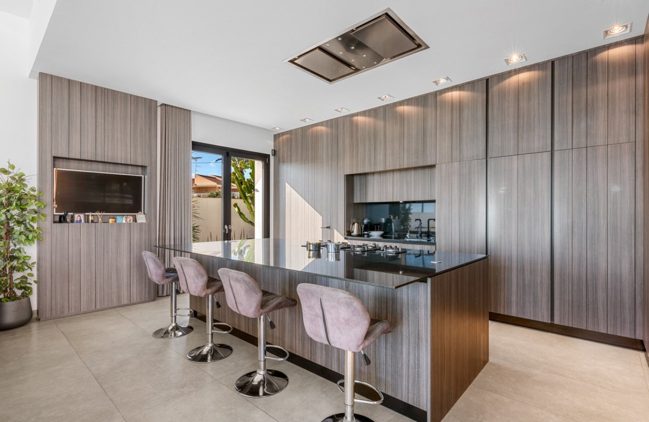 Reventa - Villa -
Orihuela - Cabo Roig