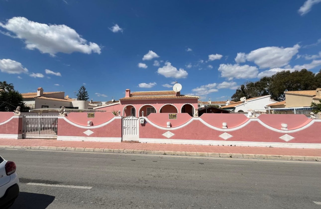 Reventa - Villa -
Orihuela - Cabo Roig