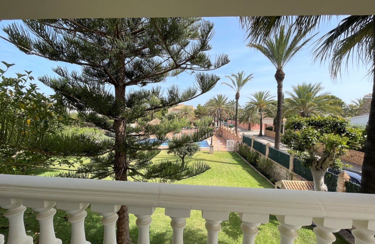 Reventa - Villa -
Orihuela - Cabo Roig