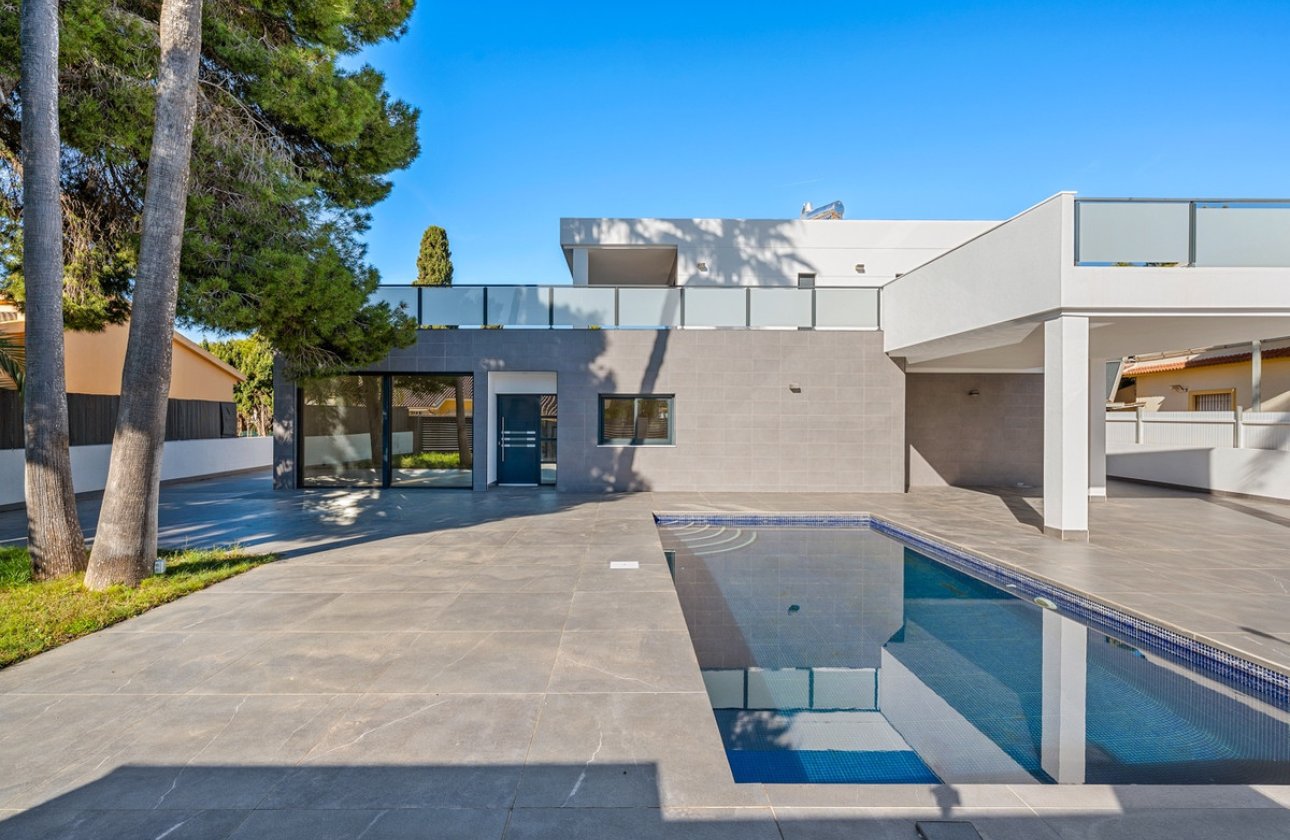 Reventa - Villa -
Orihuela - Campoamor