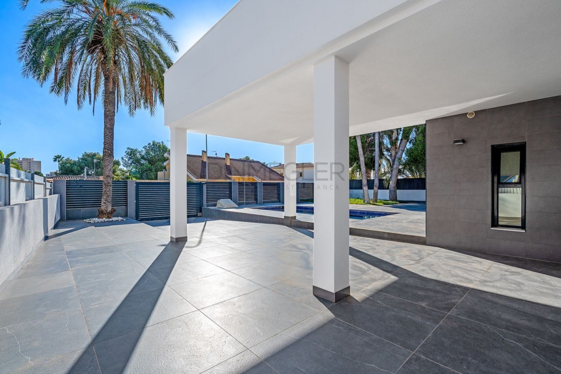 Reventa - Villa -
Orihuela - Campoamor
