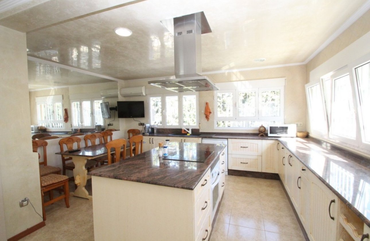 Reventa - Villa -
Orihuela Costa - Cabo Roig