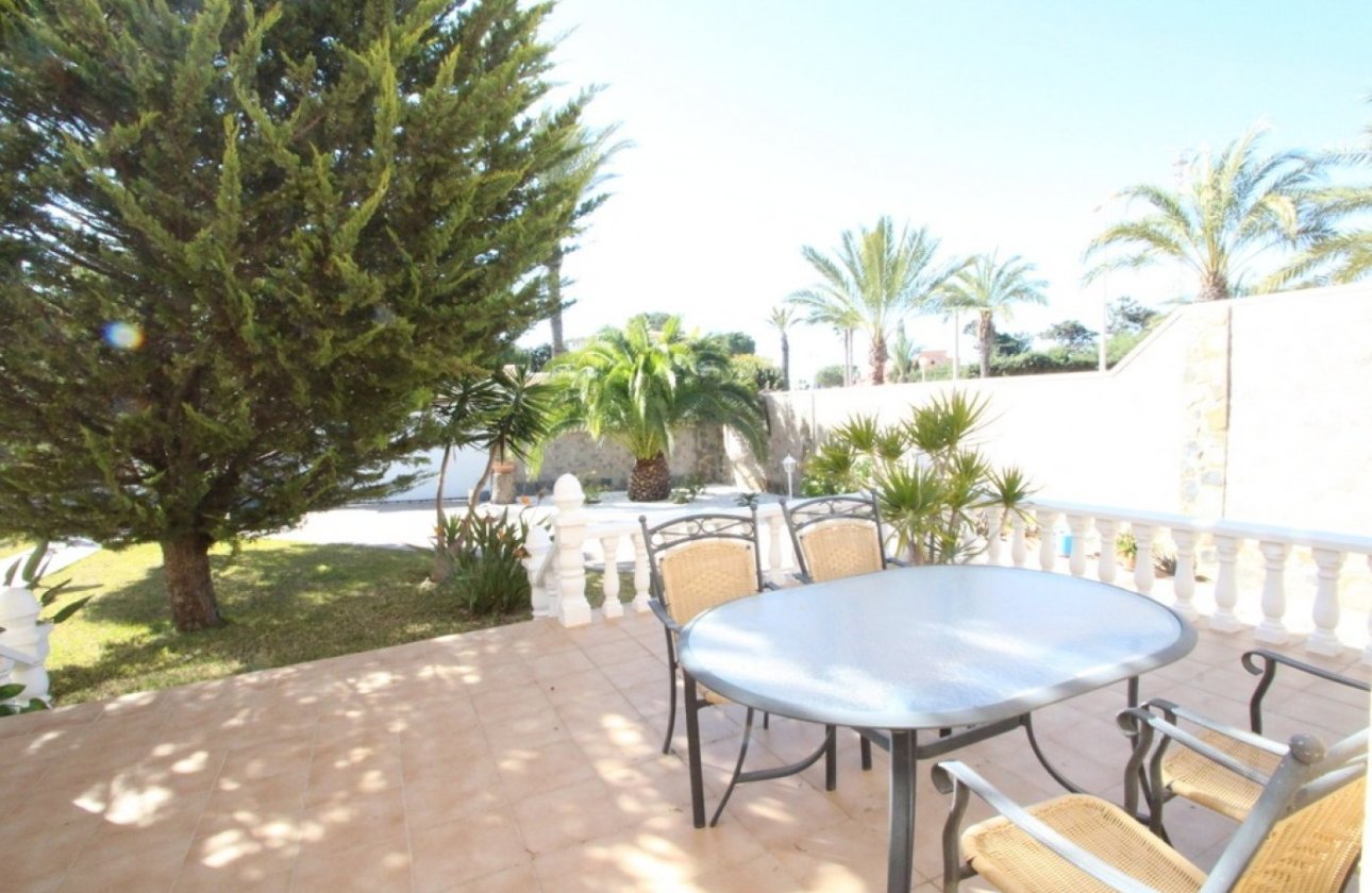 Reventa - Villa -
Orihuela Costa - Cabo Roig