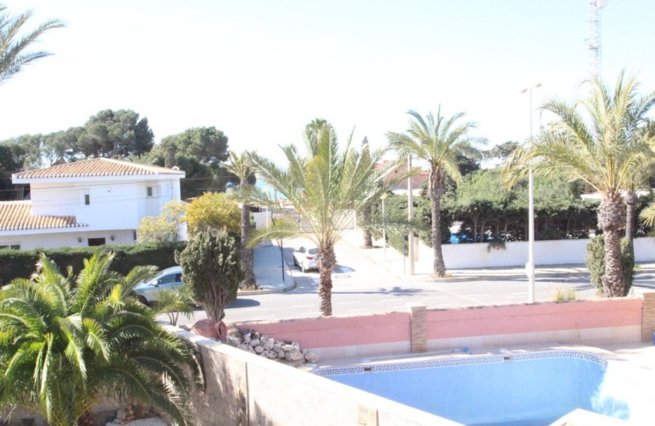 Reventa - Villa -
Orihuela Costa - Cabo Roig