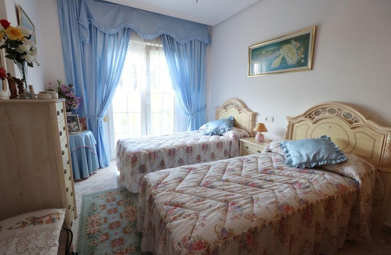 Reventa - Villa -
Orihuela Costa - Villamartín-Las Filipinas