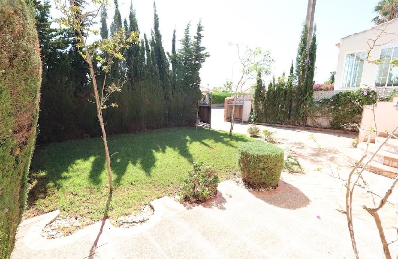 Reventa - Villa -
Orihuela Costa - Villamartín