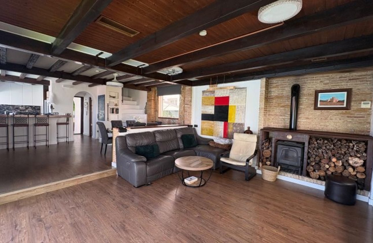 Reventa - Villa -
Orihuela Costa