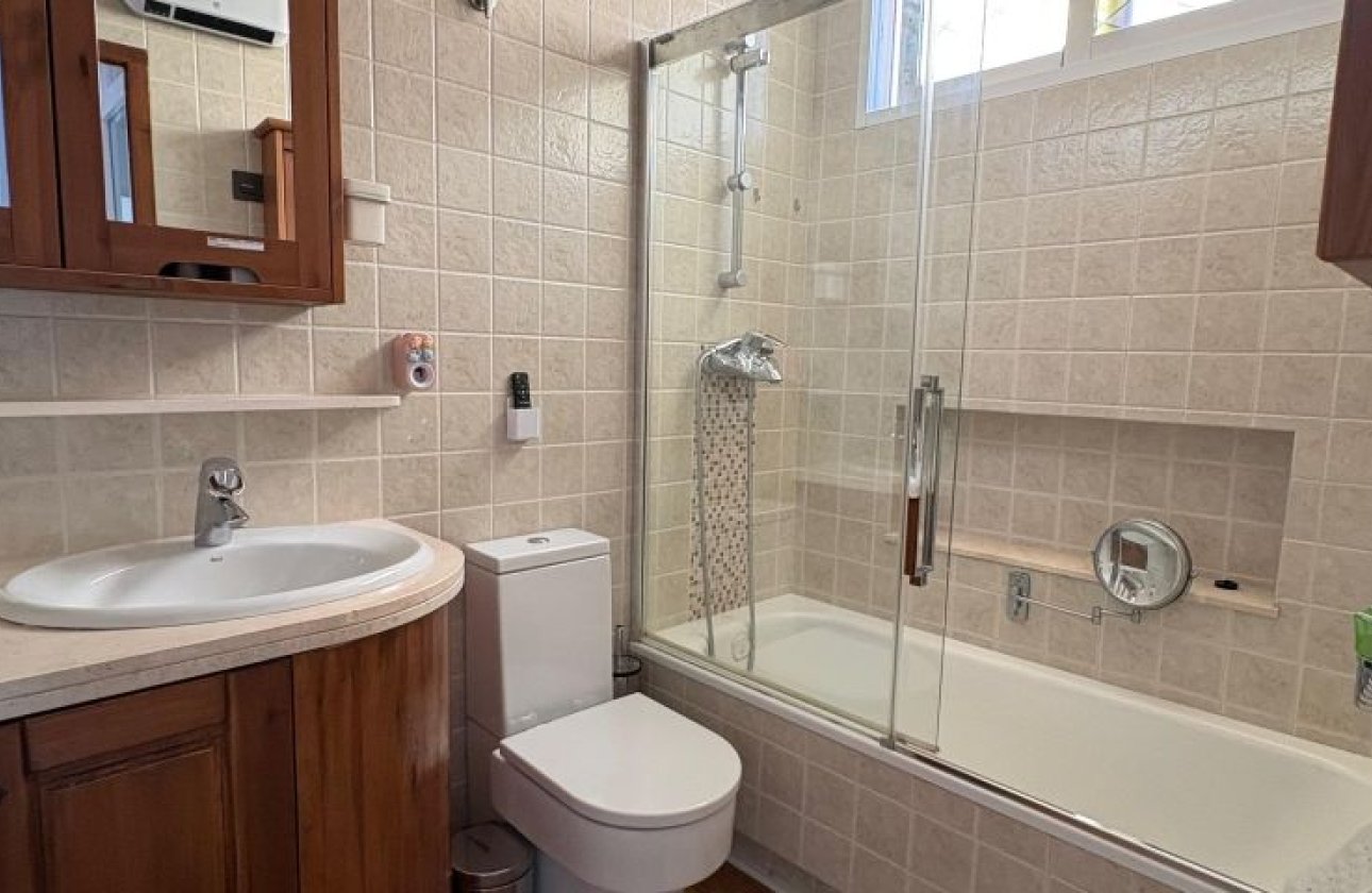 Reventa - Villa -
Orihuela Costa