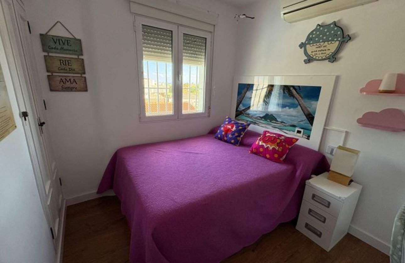 Reventa - Villa -
Orihuela Costa