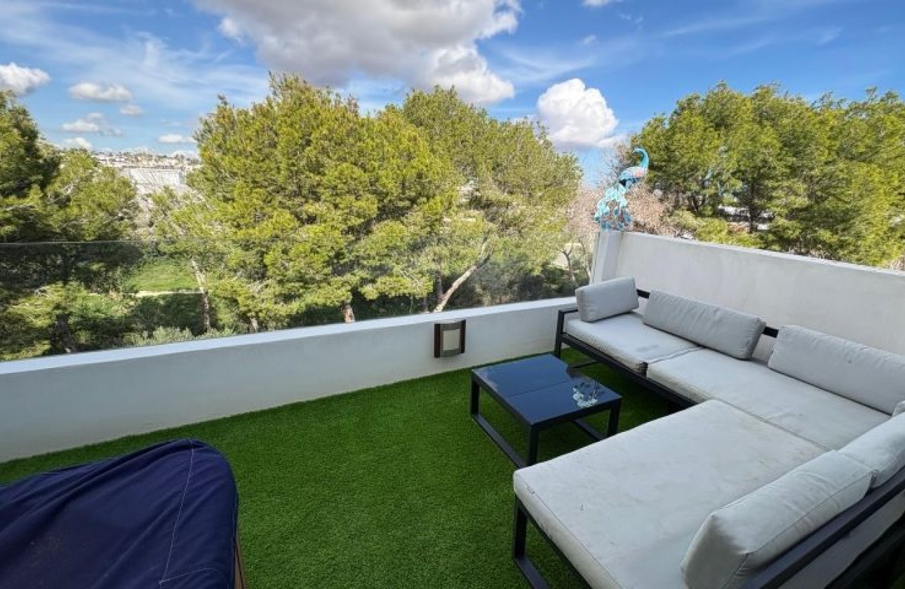 Reventa - Villa -
Orihuela Costa