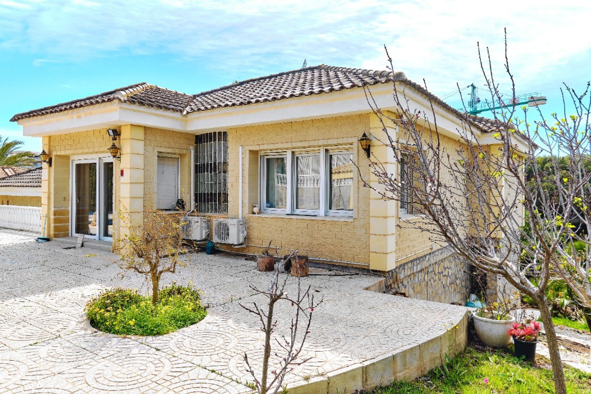 Reventa - Villa -
Orihuela - Dehesa de Campoamor