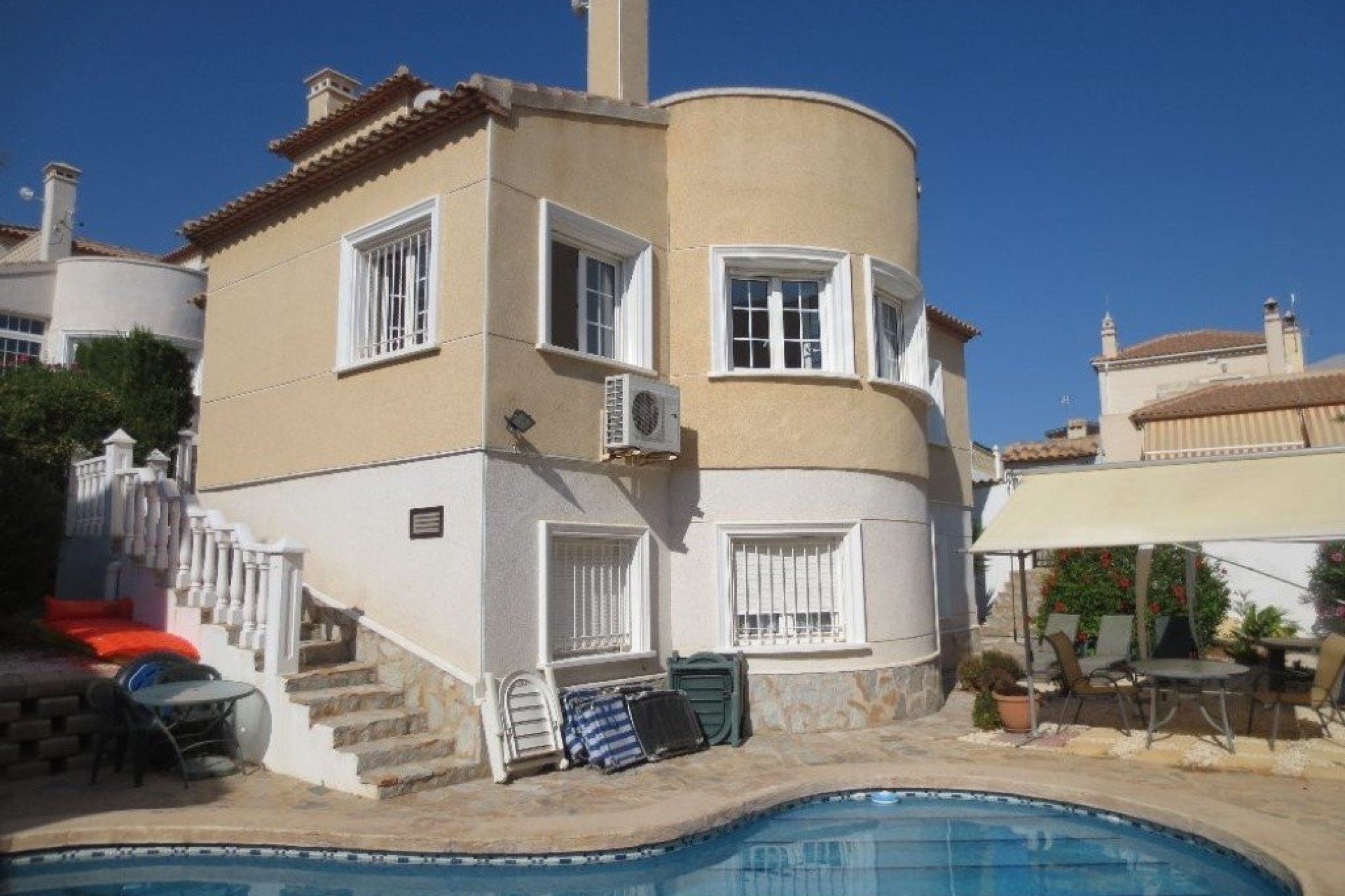 Reventa - Villa -
Orihuela - El Galan