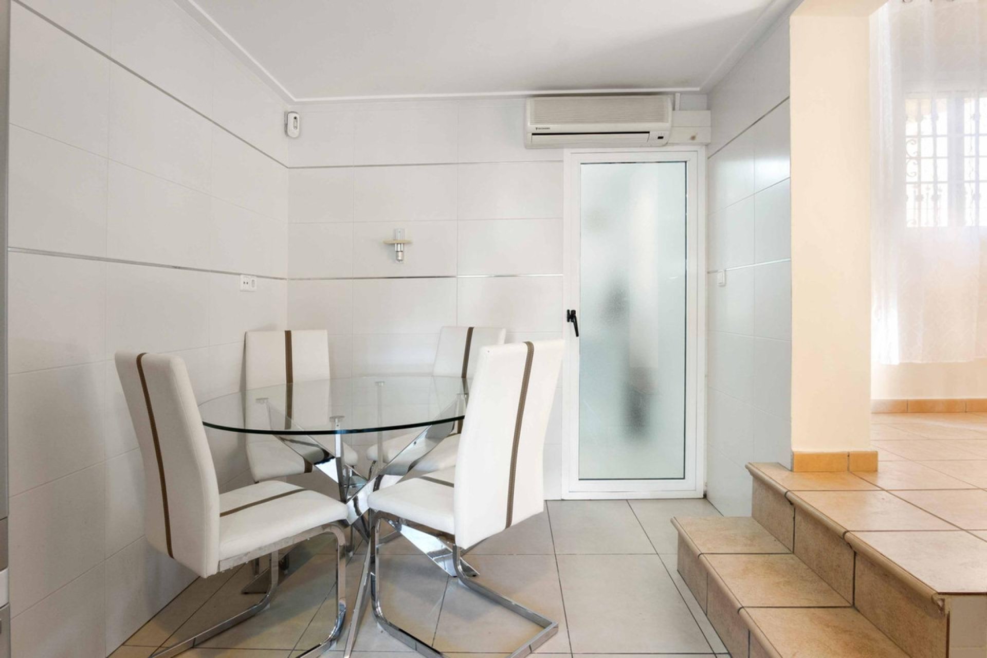 Reventa - Villa -
Orihuela - La Florida