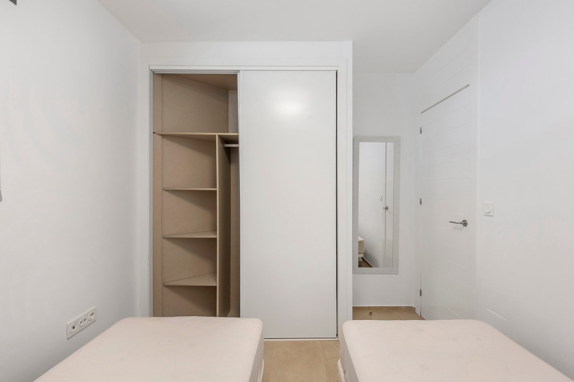 Reventa - Villa -
Orihuela - La Zenia