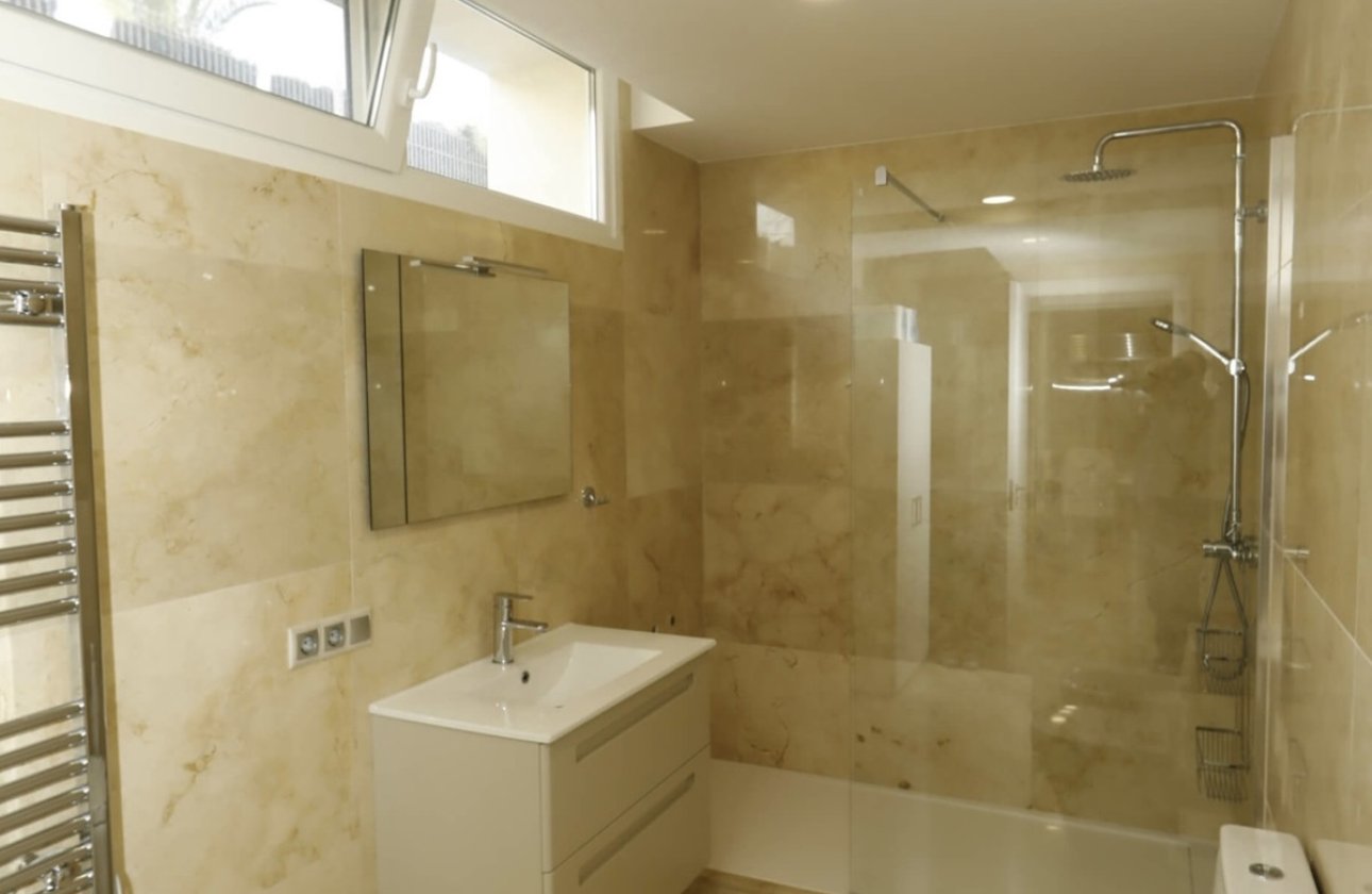 Reventa - Villa -
Orihuela - La Zenia