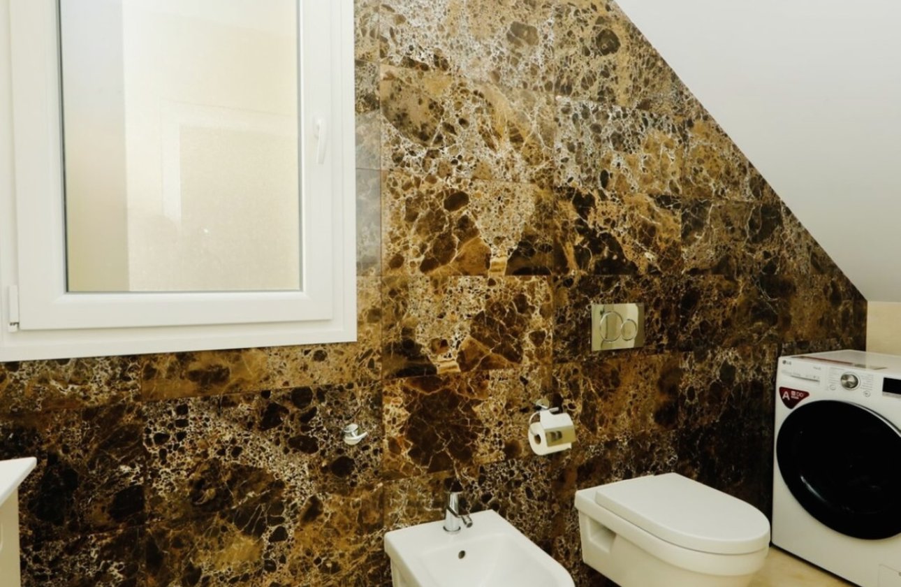 Reventa - Villa -
Orihuela - La Zenia