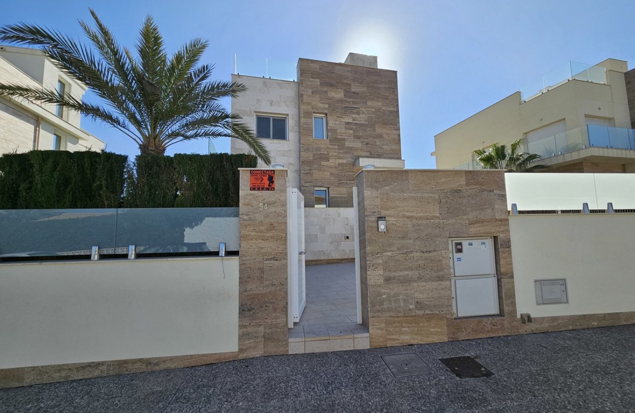 Reventa - Villa -
Orihuela - La Zenia