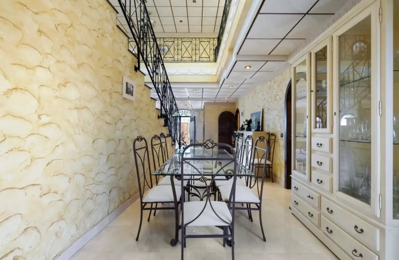 Reventa - Villa -
Orihuela - La Zenia