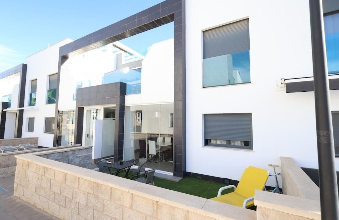 Reventa - Villa -
Orihuela - La Zenia