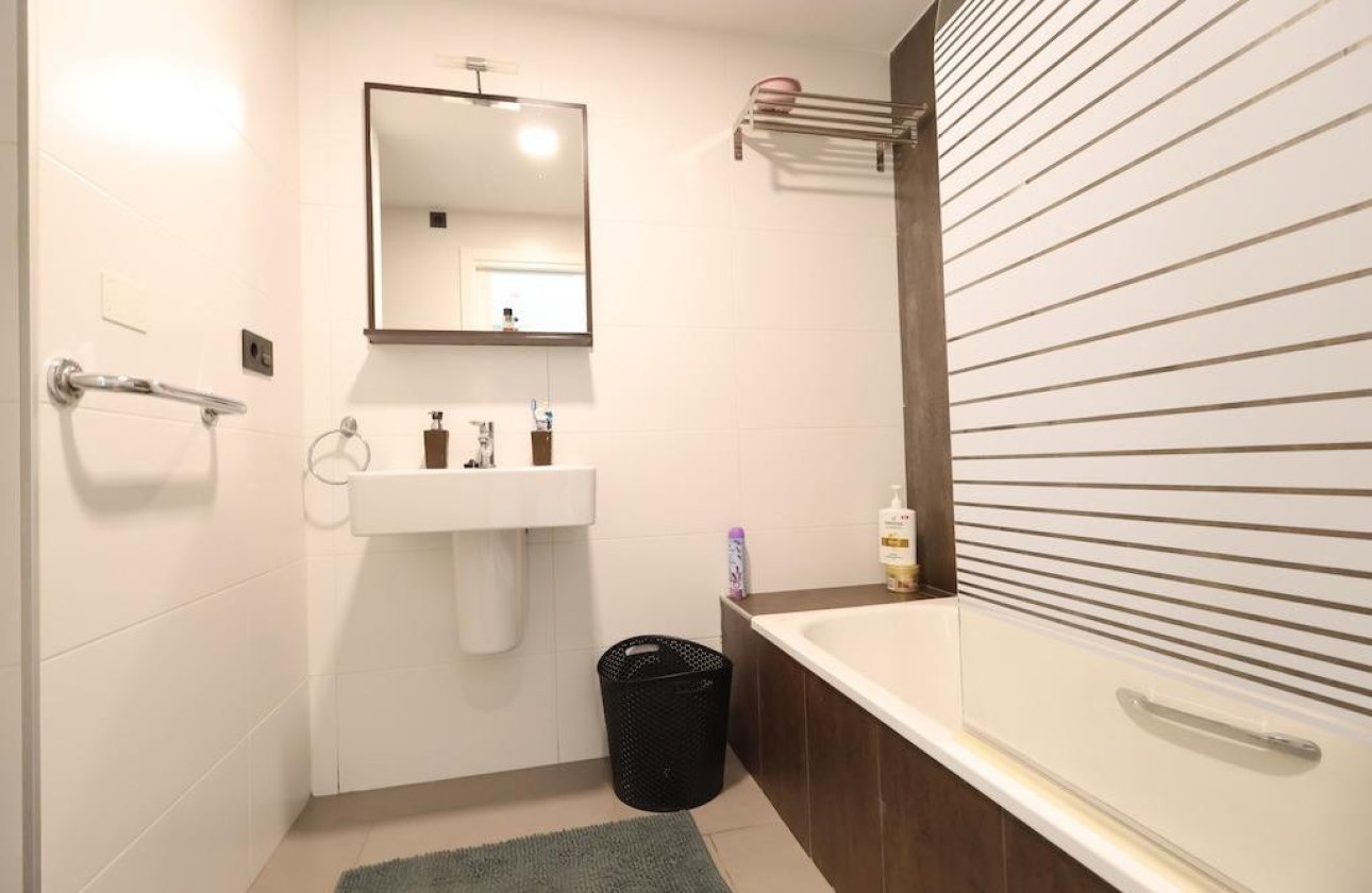 Reventa - Villa -
Orihuela - La Zenia